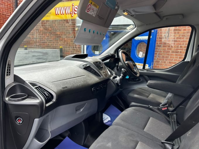 2025 Ford Transit Custom