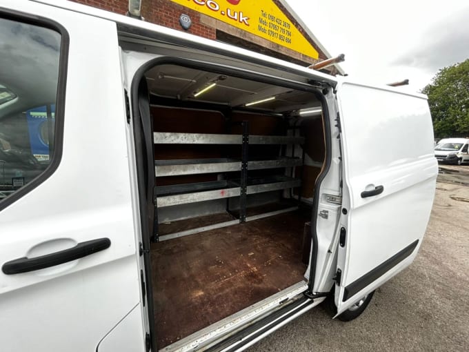 2025 Ford Transit Custom