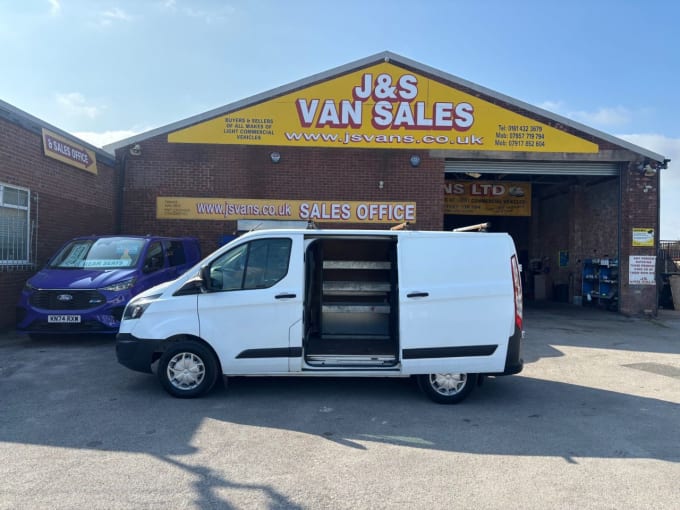 2025 Ford Transit Custom