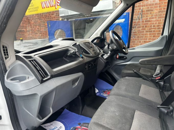 2025 Ford Transit