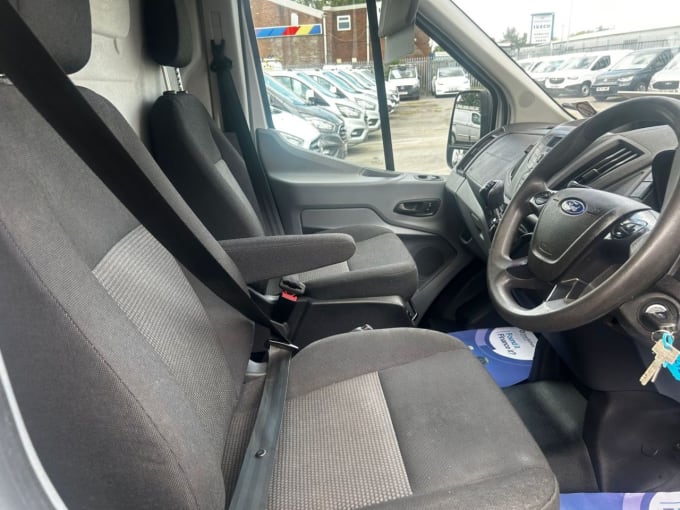 2025 Ford Transit