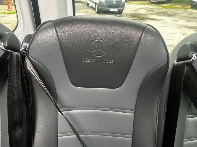 2025 Mercedes-benz Sprinter