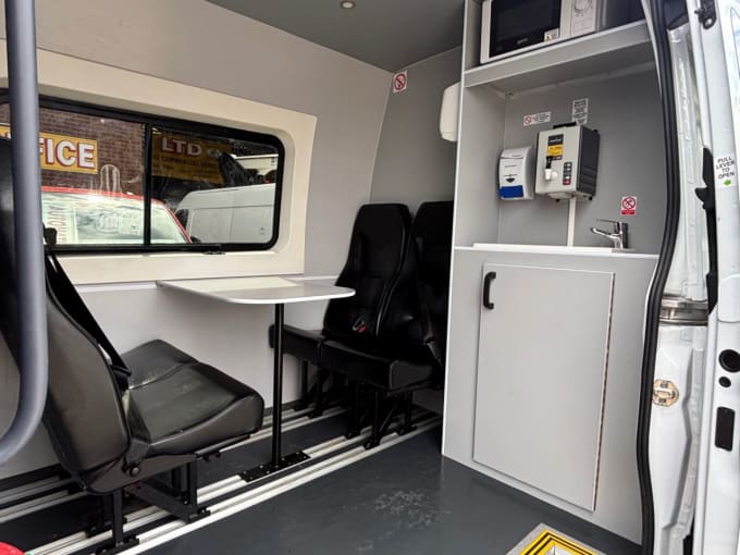 2025 Mercedes-benz Sprinter