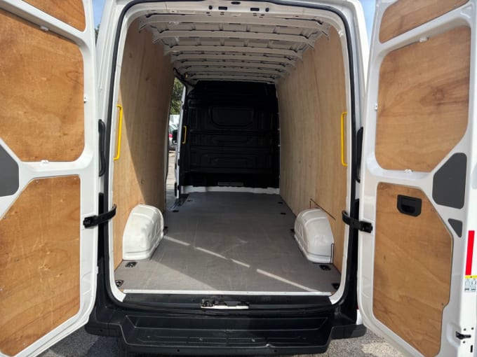 2025 Volkswagen Crafter