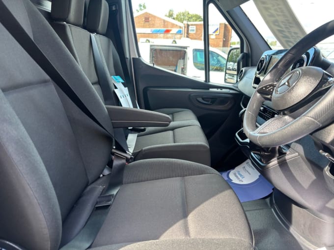 2025 Mercedes-benz Sprinter