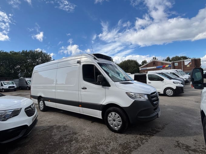 2025 Mercedes-benz Sprinter