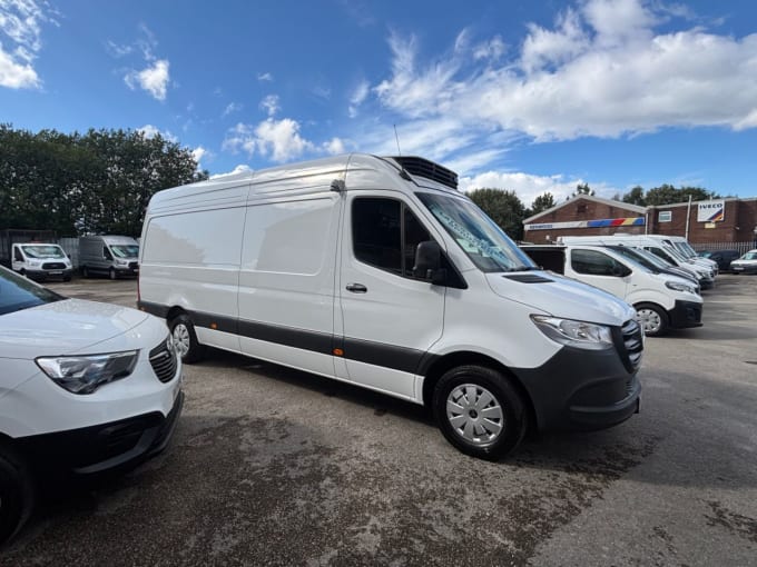 2025 Mercedes-benz Sprinter