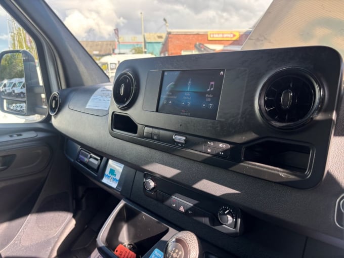 2025 Mercedes-benz Sprinter