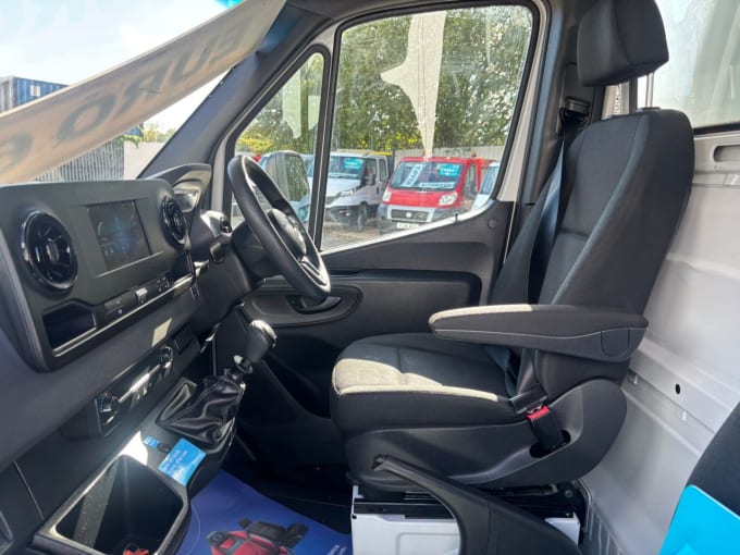 2025 Mercedes-benz Sprinter