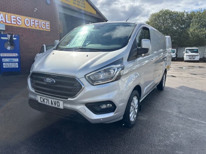 2025 Ford Transit Custom