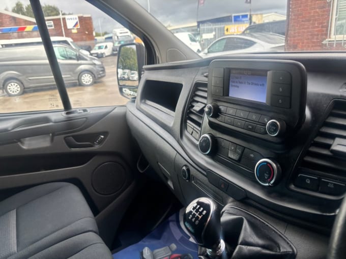 2025 Ford Transit Custom