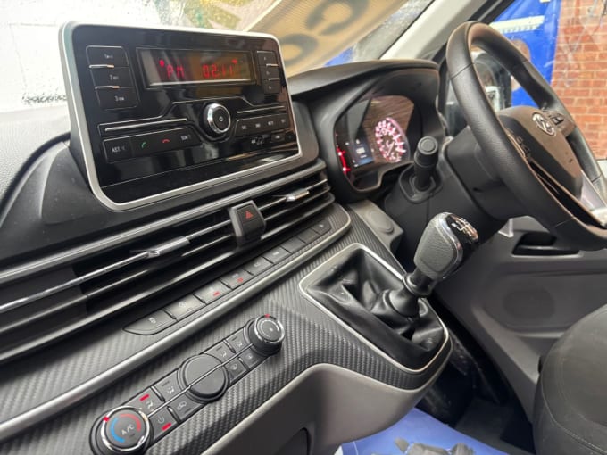 2025 Maxus Deliver 9