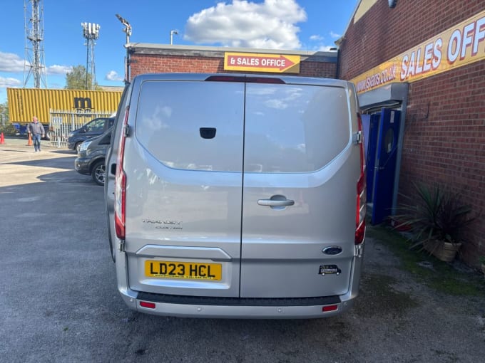 2025 Ford Transit Custom