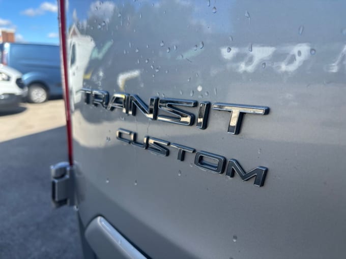 2025 Ford Transit Custom