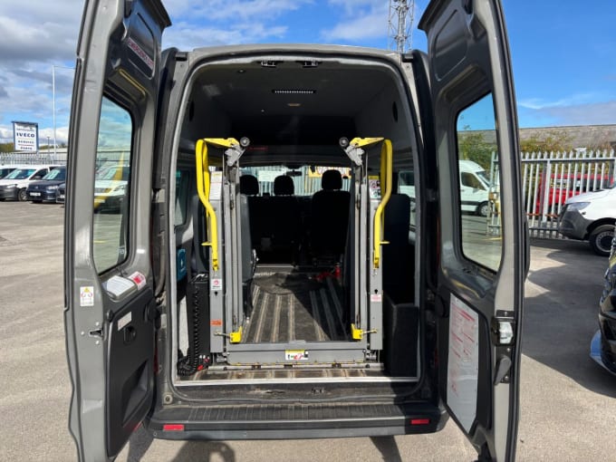 2025 Renault Trafic