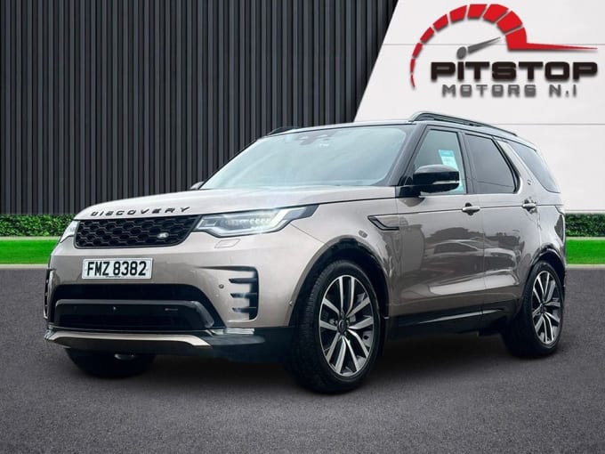 2024 Land Rover Discovery Van