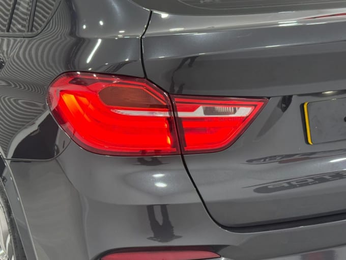 2025 BMW X4