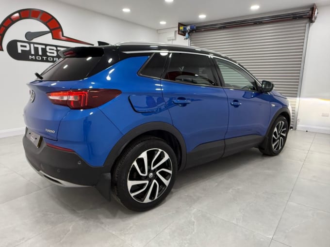 2025 Vauxhall Grandland X