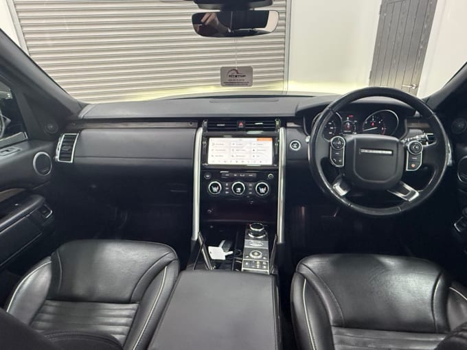 2025 Land Rover Discovery