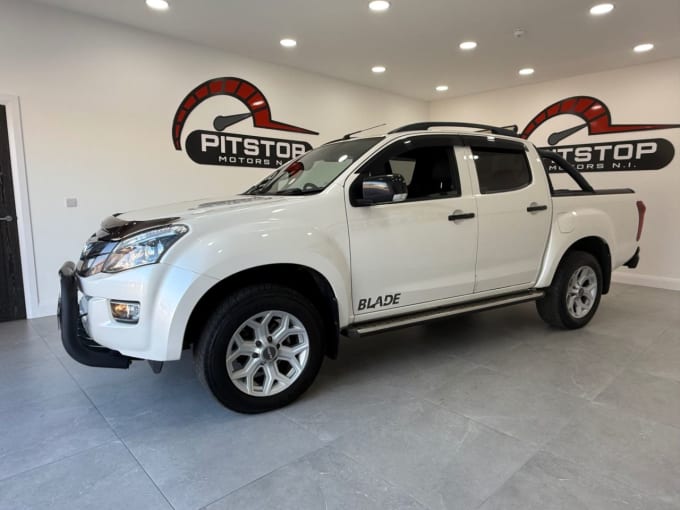 2025 Isuzu D-max