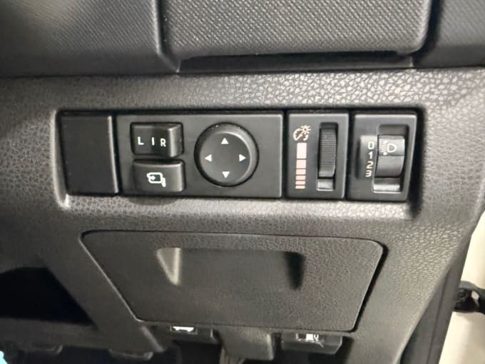 2025 Isuzu D-max
