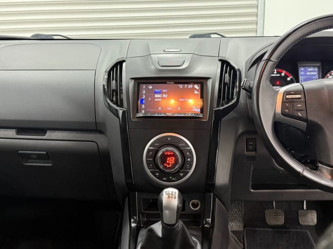 2025 Isuzu D-max