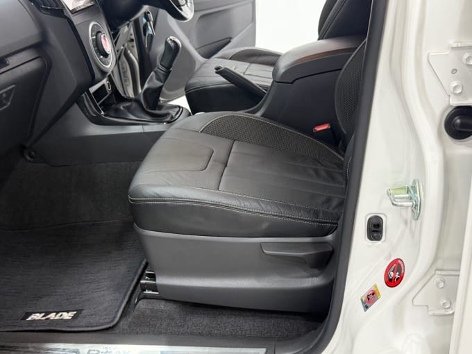 2025 Isuzu D-max