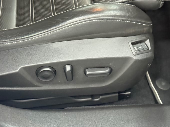 2025 Vauxhall Insignia