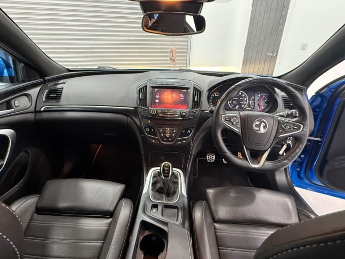 2025 Vauxhall Insignia