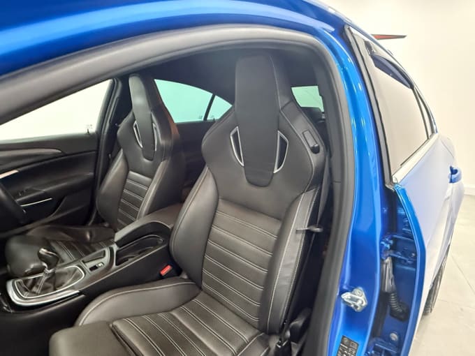 2025 Vauxhall Insignia