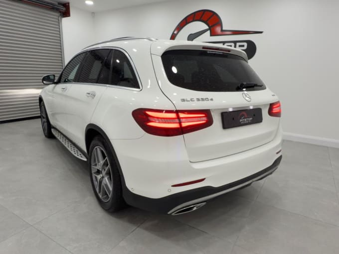2025 Mercedes-benz Glc