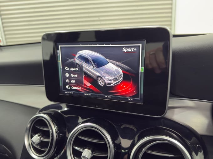 2025 Mercedes-benz Glc