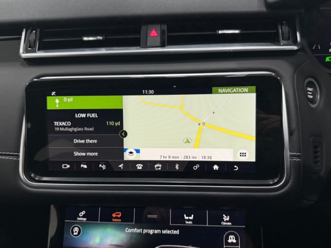 2025 Land Rover Range Rover Velar