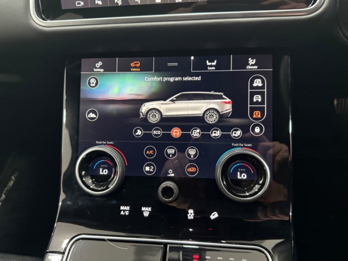 2025 Land Rover Range Rover Velar