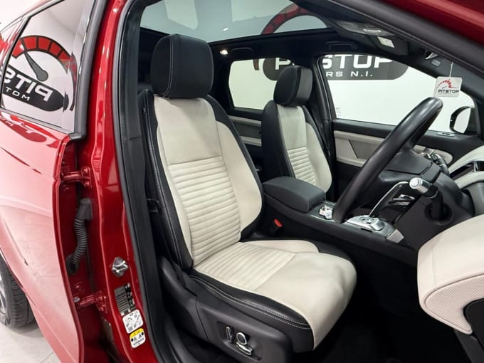 2025 Land Rover Discovery Sport