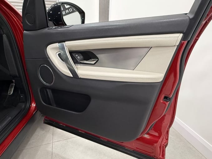 2025 Land Rover Discovery Sport