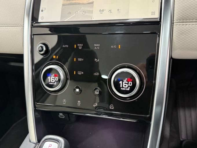 2025 Land Rover Discovery Sport