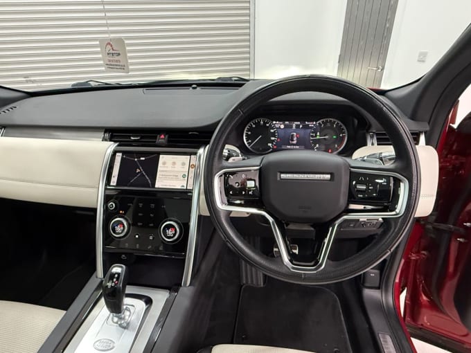 2025 Land Rover Discovery Sport