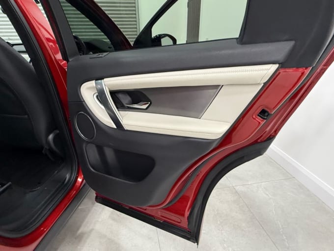 2025 Land Rover Discovery Sport
