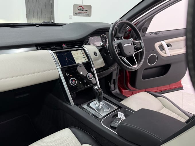 2025 Land Rover Discovery Sport