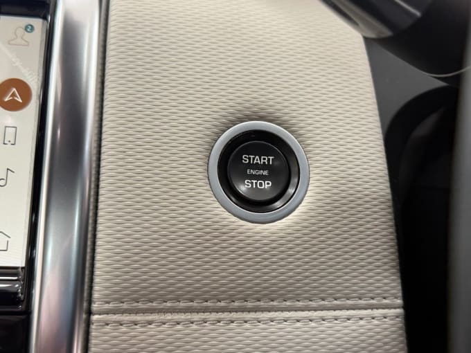 2025 Land Rover Discovery Sport