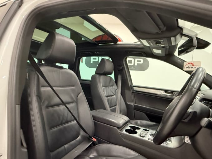2025 Volkswagen Touareg