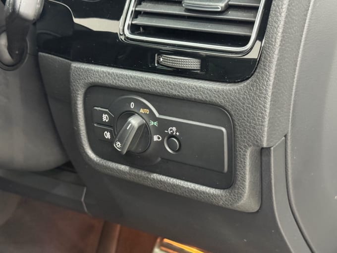2025 Volkswagen Touareg