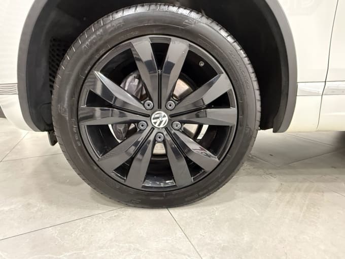 2025 Volkswagen Touareg