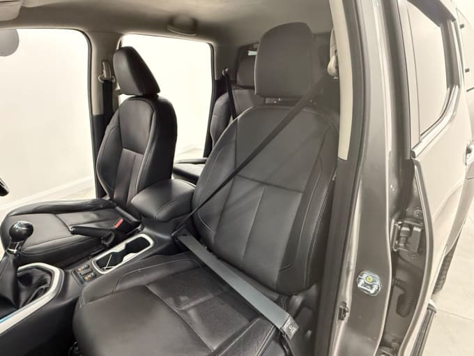 2025 Nissan Navara
