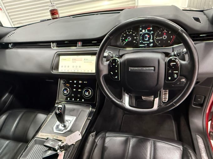 2025 Land Rover Range Rover Evoque