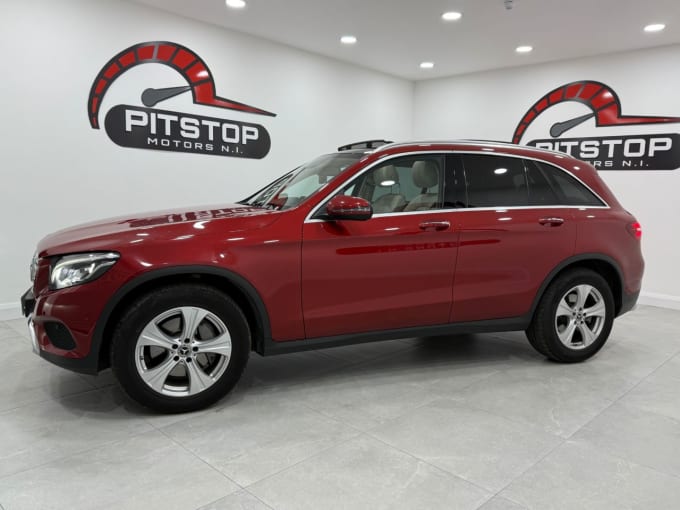 2025 Mercedes-benz Glc