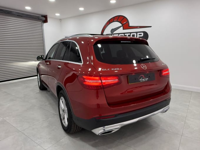 2025 Mercedes-benz Glc