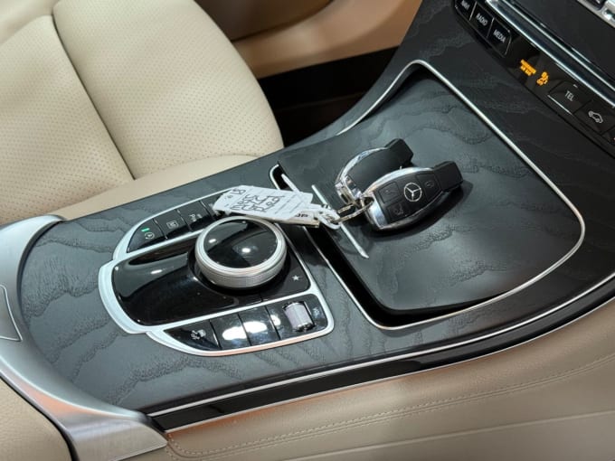 2025 Mercedes-benz Glc