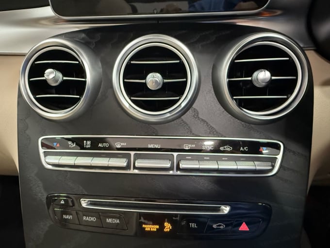 2025 Mercedes-benz Glc